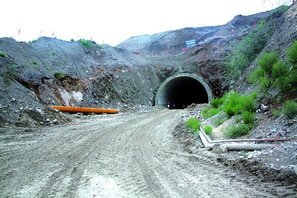 贵州黔东南•三板溪库岸柳利上寨隧道工程